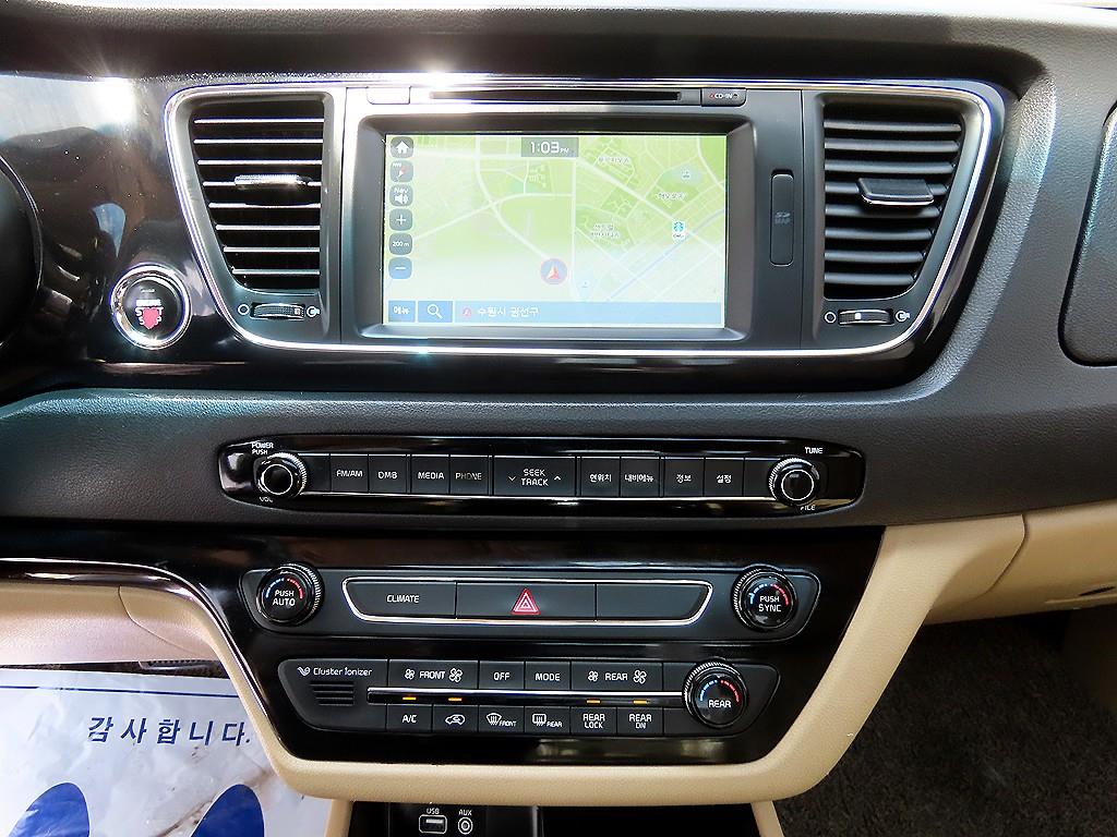 KIA Carnival 2016 Blanco - Importación desde Corea - HF Imports Iquique - Foto 13