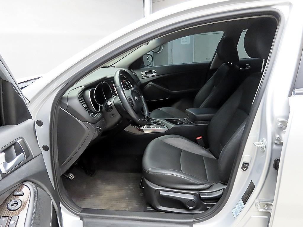 KIA K5 - Vista 5
