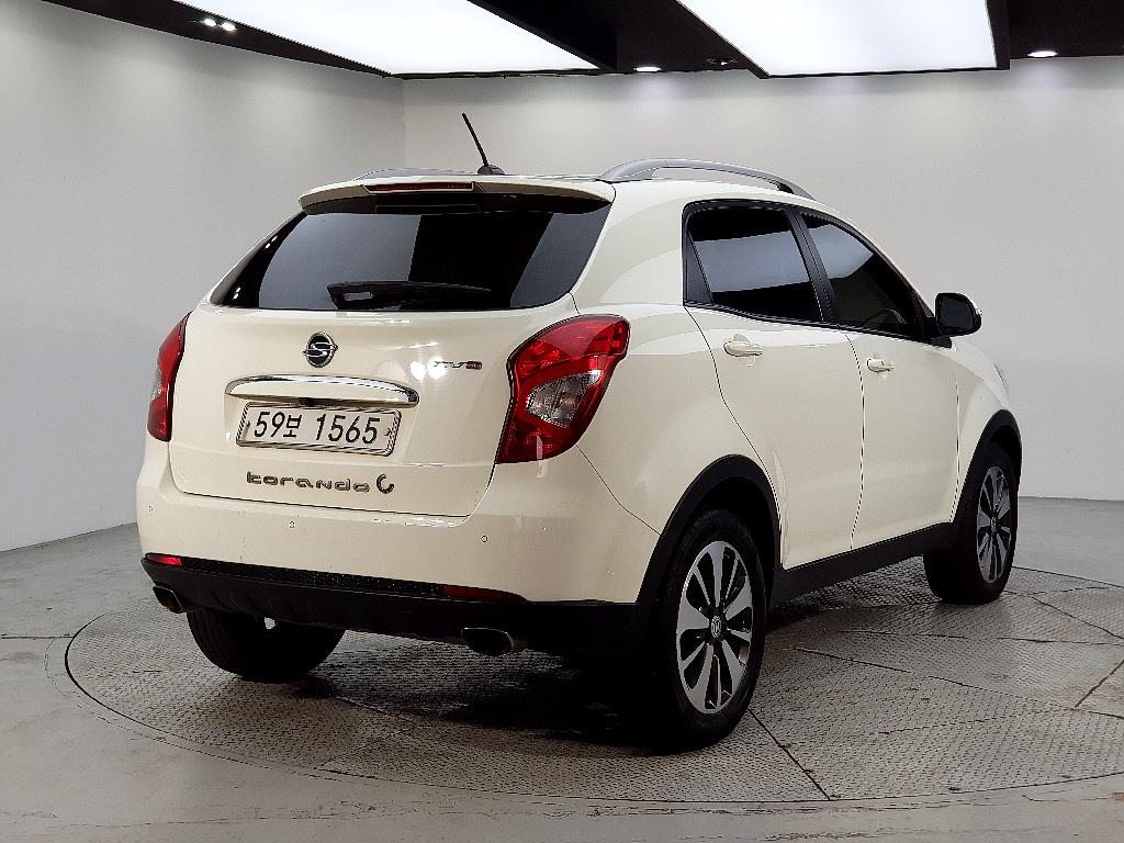 Ssangyong Korando - Vista 4