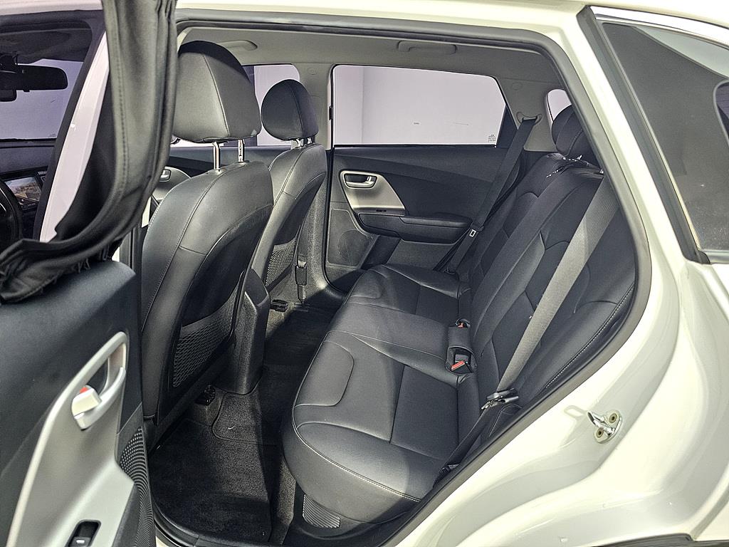KIA Niro - Vista 9
