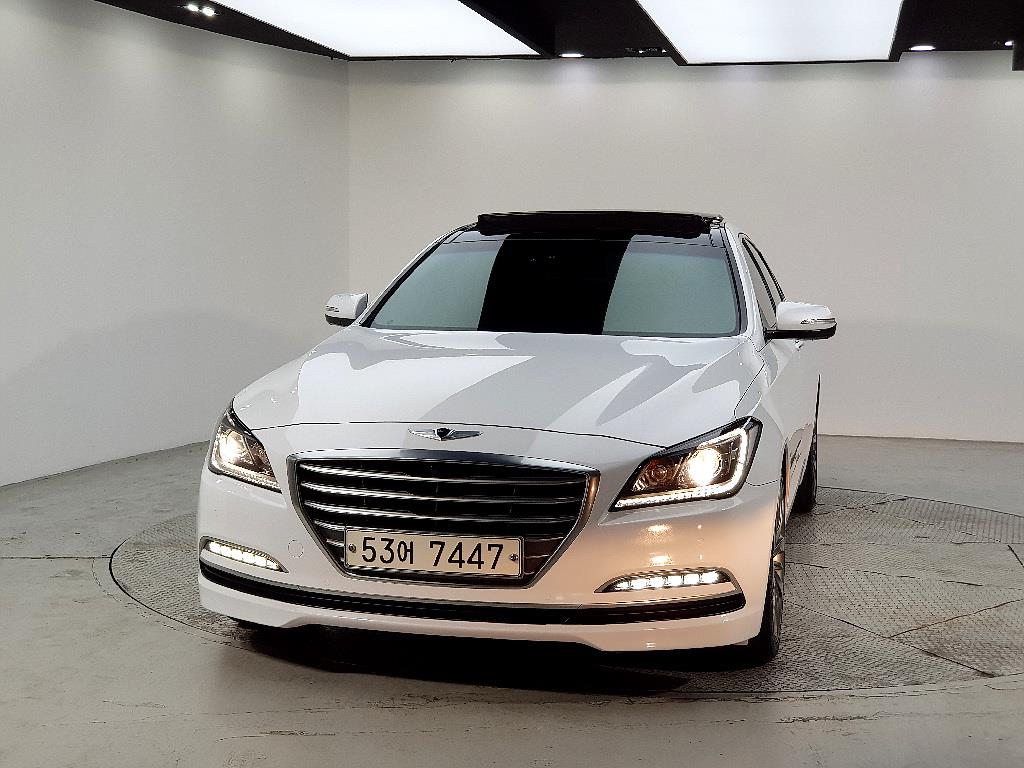 HYUNDAI Genesis - Vista 2