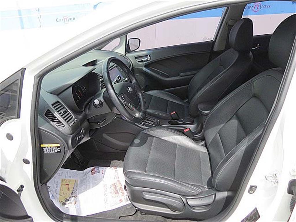 KIA K3 - Vista 11