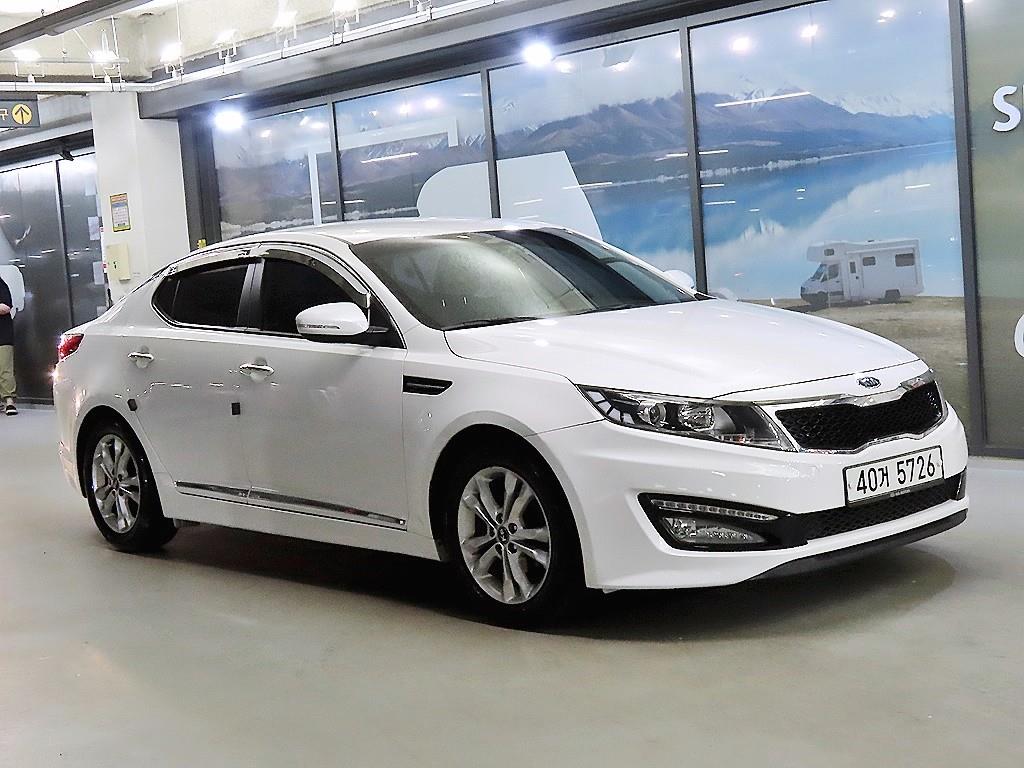KIA K5 2012 Blanco - Importación desde Corea - HF Imports Iquique - Foto 1