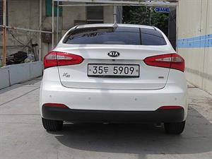 KIA K3 - Vista 6