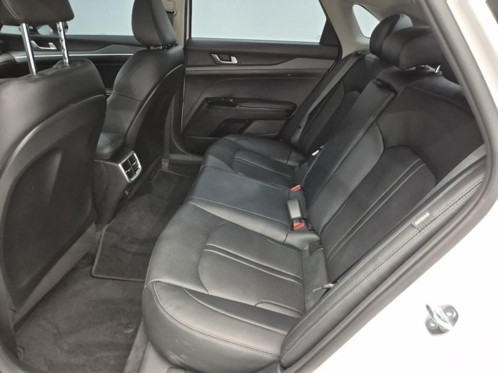 KIA K5 - Vista 11