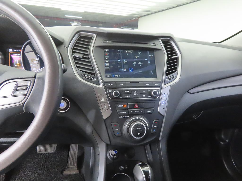 HYUNDAI Santa Fe - Vista 10