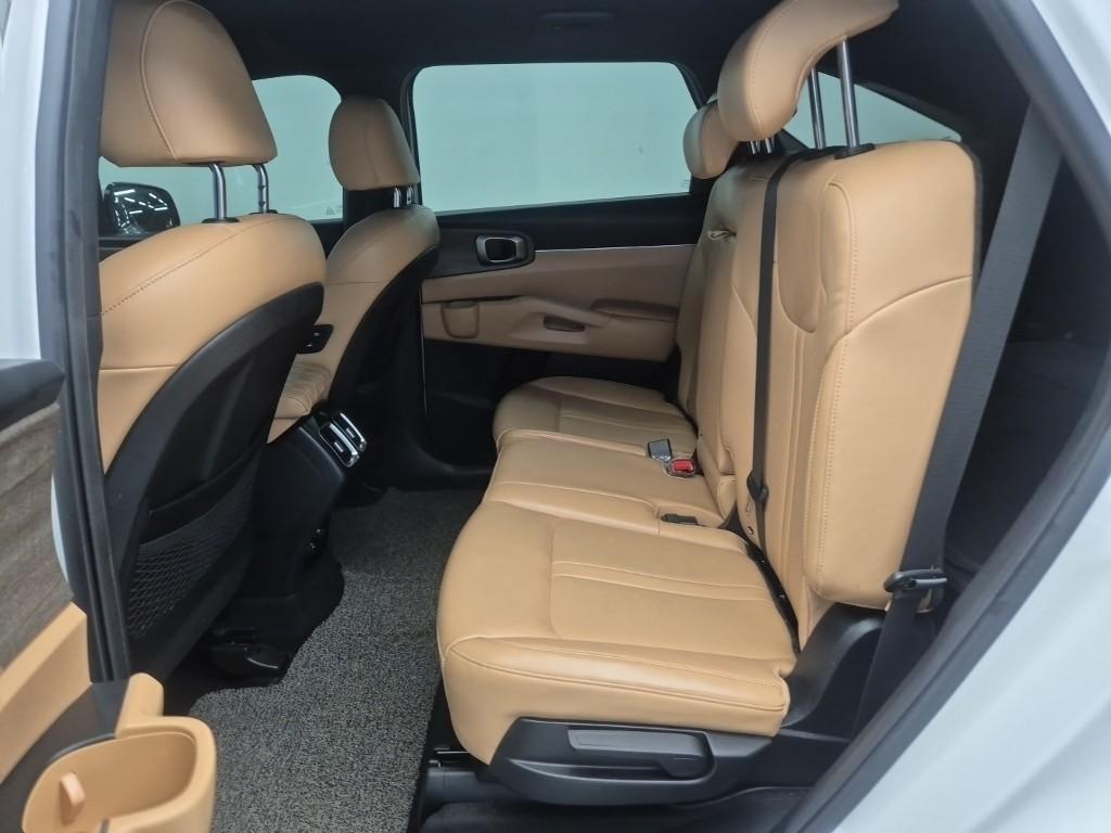 KIA Sorento - Vista 12
