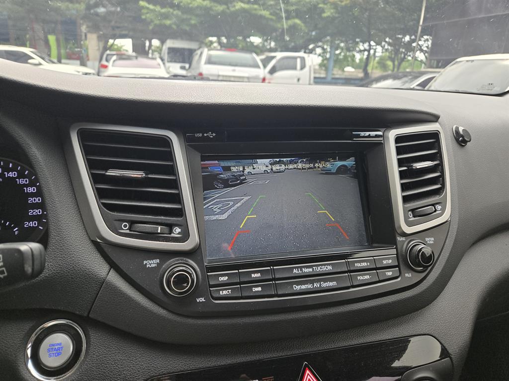 HYUNDAI Tucson 2018 Blanco - Importación desde Corea - HF Imports Iquique - Foto 14