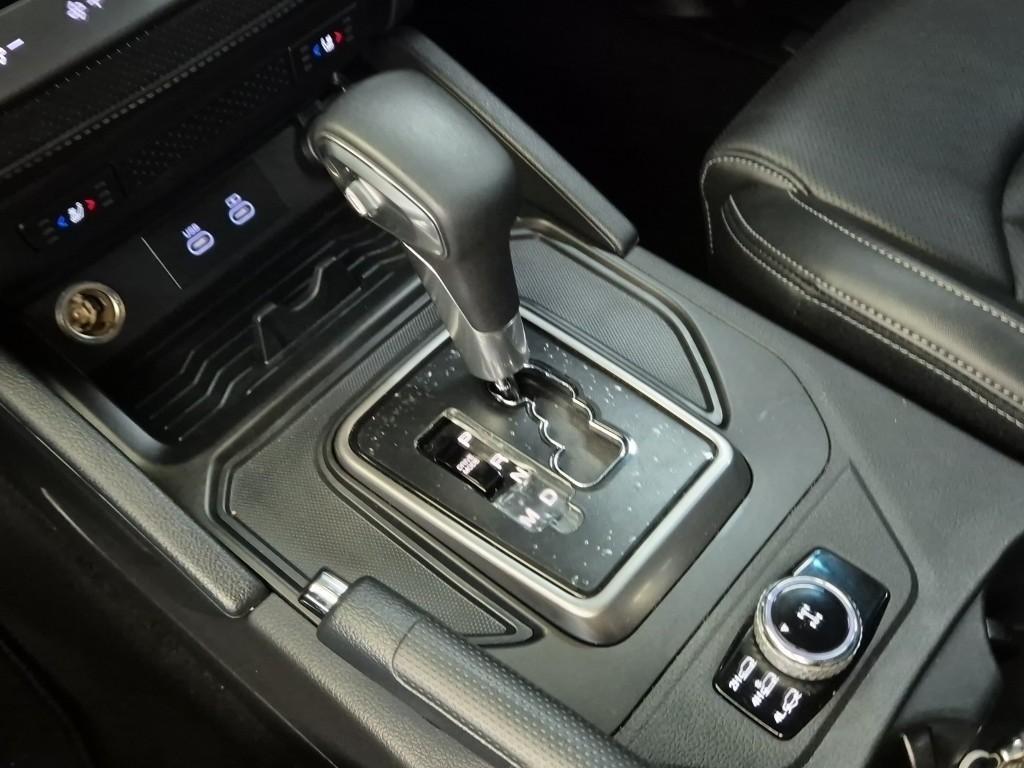 Ssangyong Rexton - Vista 8