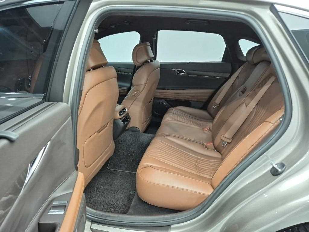 Genesis G80 - Vista 12