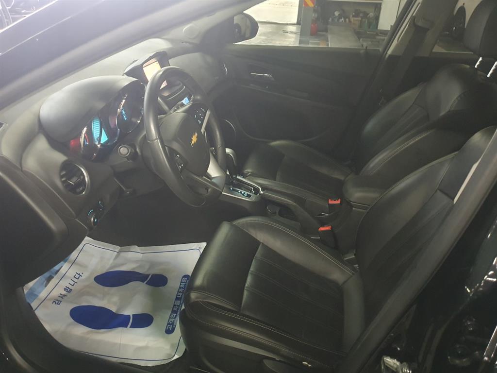 Chevrolet Cruise - Vista 12