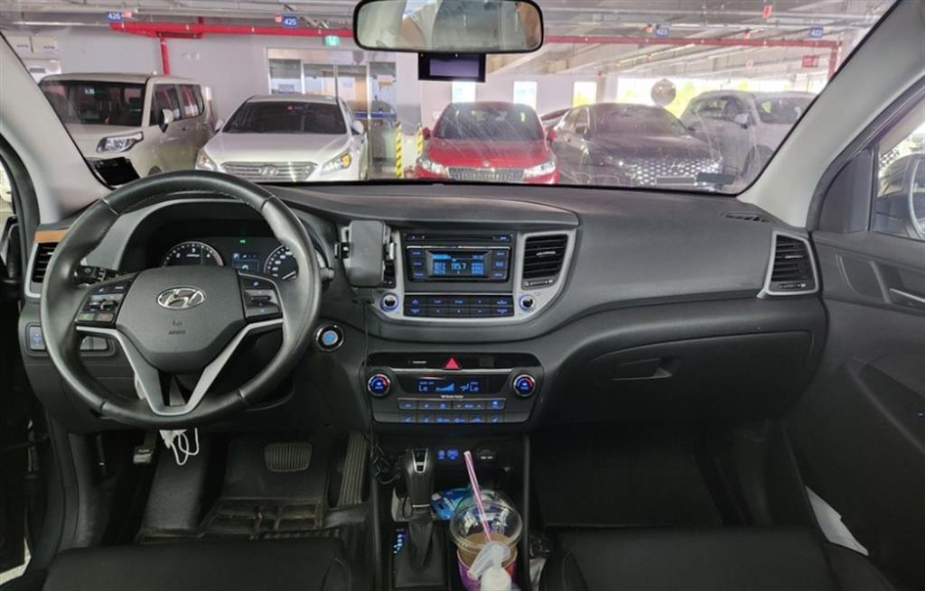 HYUNDAI Tucson - Vista 8