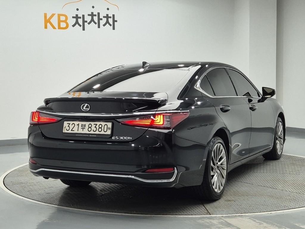 Lexus ES - Vista 3