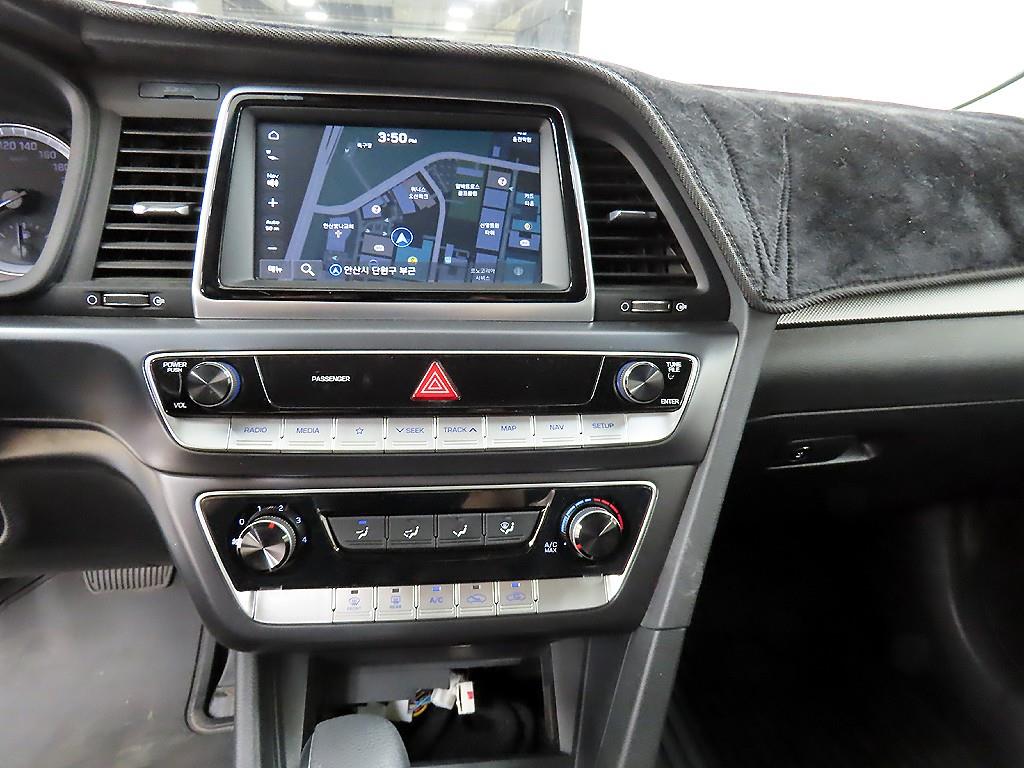HYUNDAI Sonata 2018 Plateado - Importación desde Corea - HF Imports Iquique - Foto 14