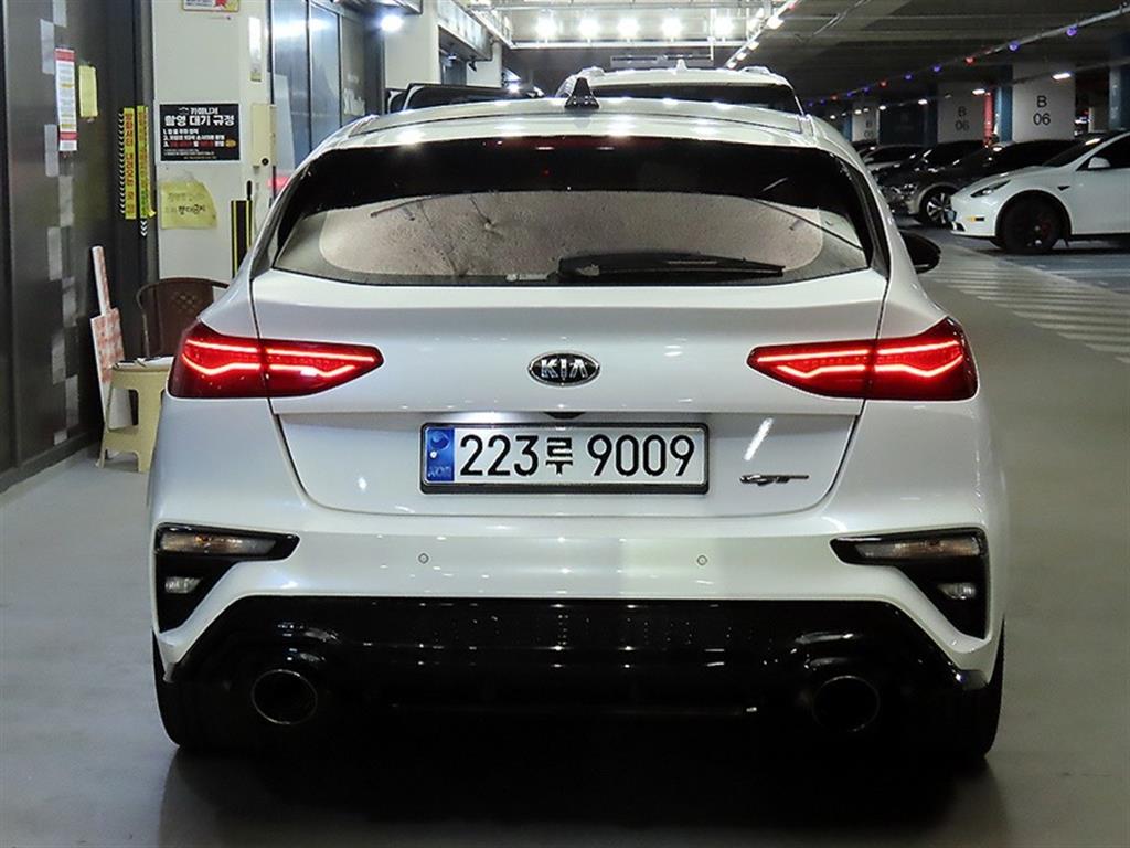 KIA K3 - Vista 5