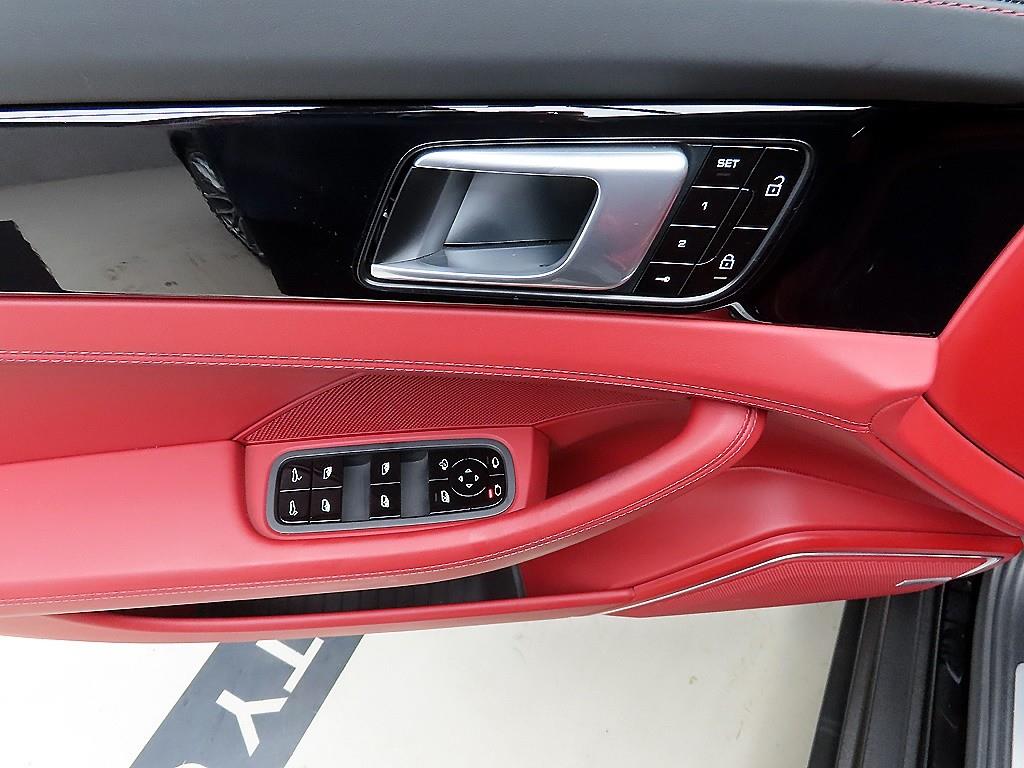 Porsche Panamera - Vista 11