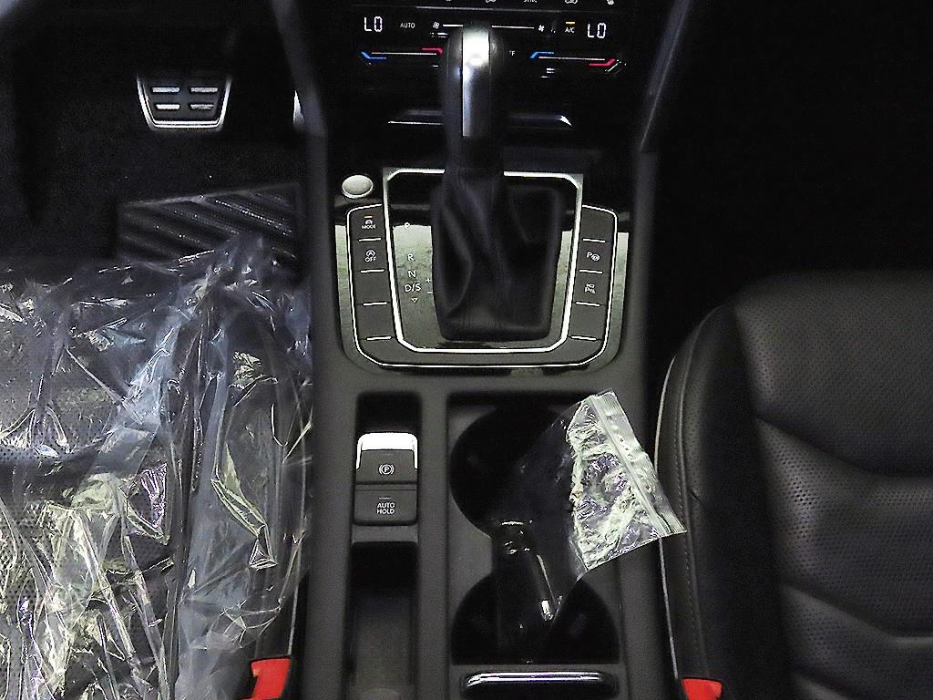 Volkswagen Arteon - Vista 12