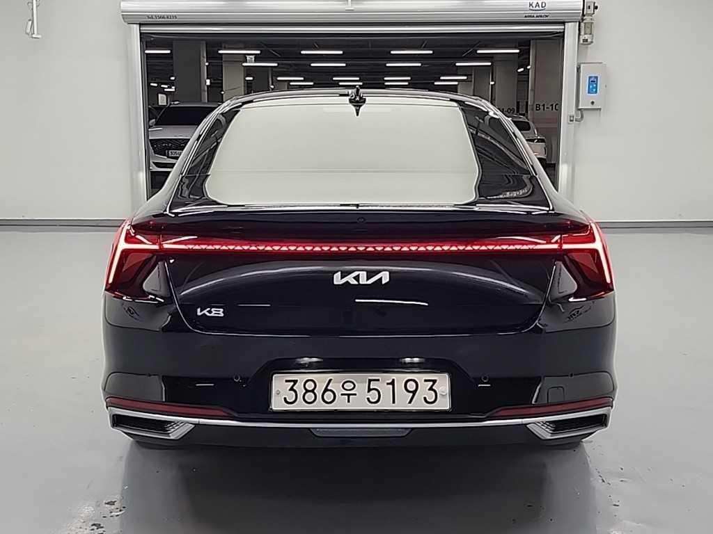 KIA K8 - Vista 3