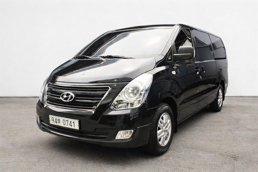 HYUNDAI Starex - Vista 2