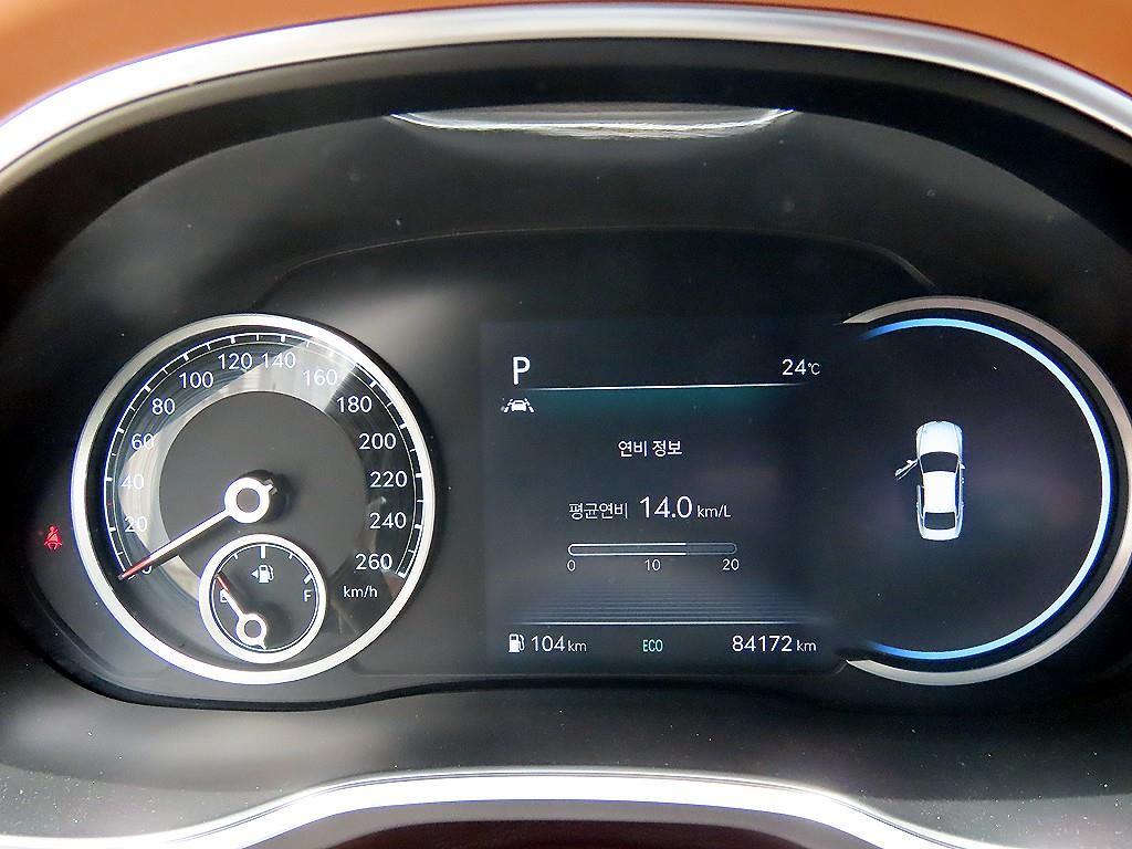 Genesis G80 - Vista 9