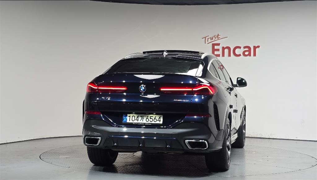 BMW X6 - Vista 4