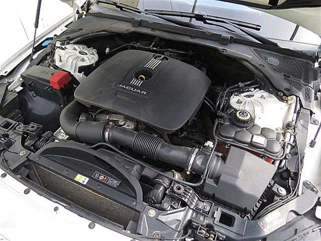 Jaguar XF 2017 Blanco - Importación desde Corea - HF Imports Iquique - Foto 11