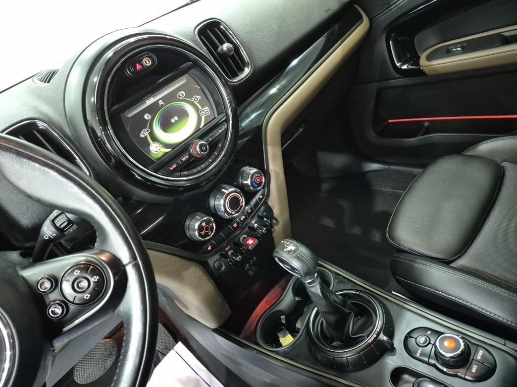 Mini Countryman - Vista 10