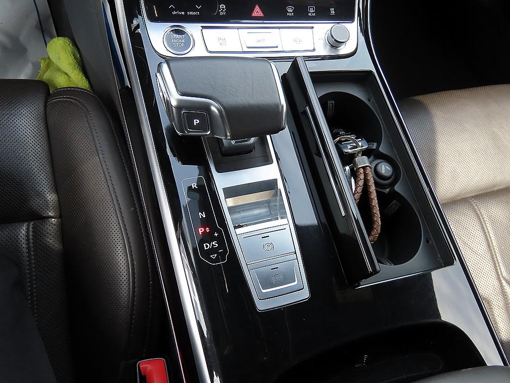 Audi A8 - Vista 11