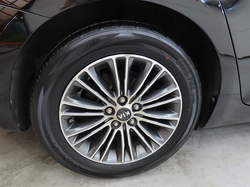 KIA K7 2015 Negro - Importación desde Corea - HF Imports Iquique - Foto 20