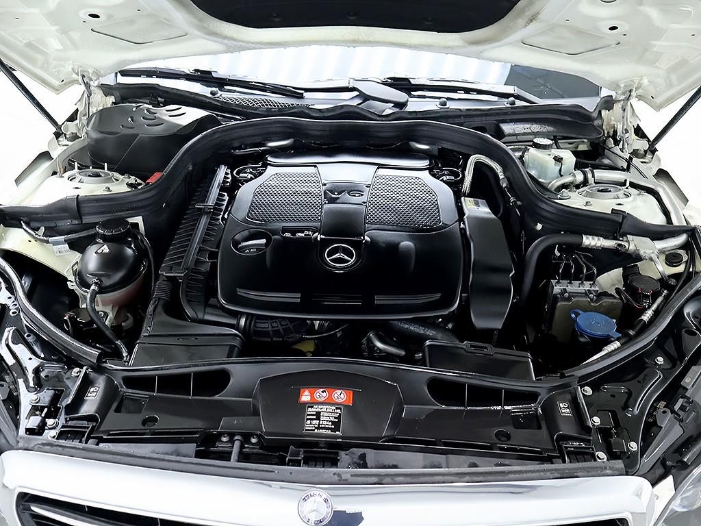 Mercedes Benz E class 2015 Blanco - Importación desde Corea - HF Imports Iquique - Foto 7