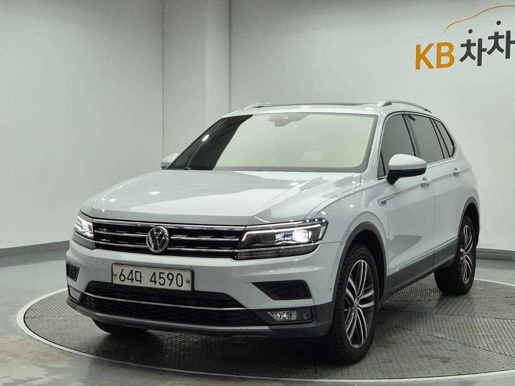 Volkswagen Tiguan 2018 Blanco - Importación desde Corea - HF Imports Iquique - Foto 1