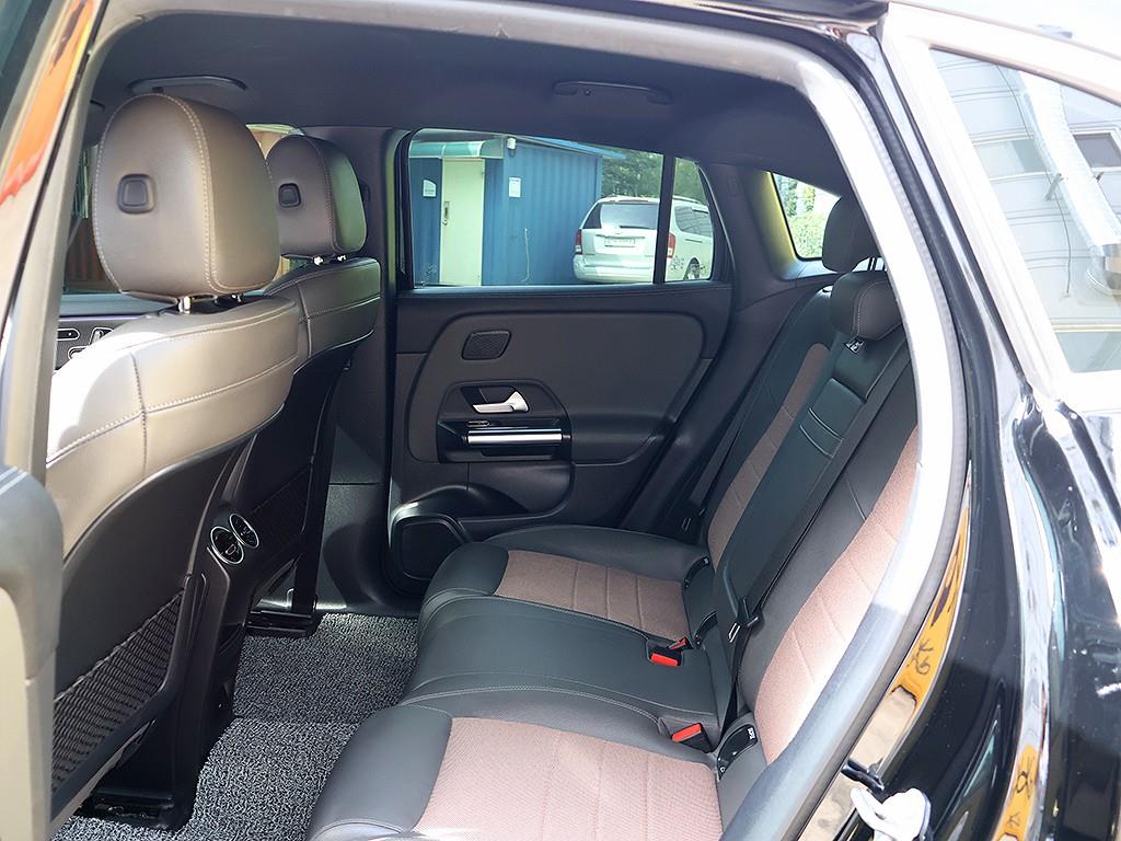 Mercedes Benz EQA 2021 Negro - Importación desde Corea - HF Imports Iquique - Foto 12