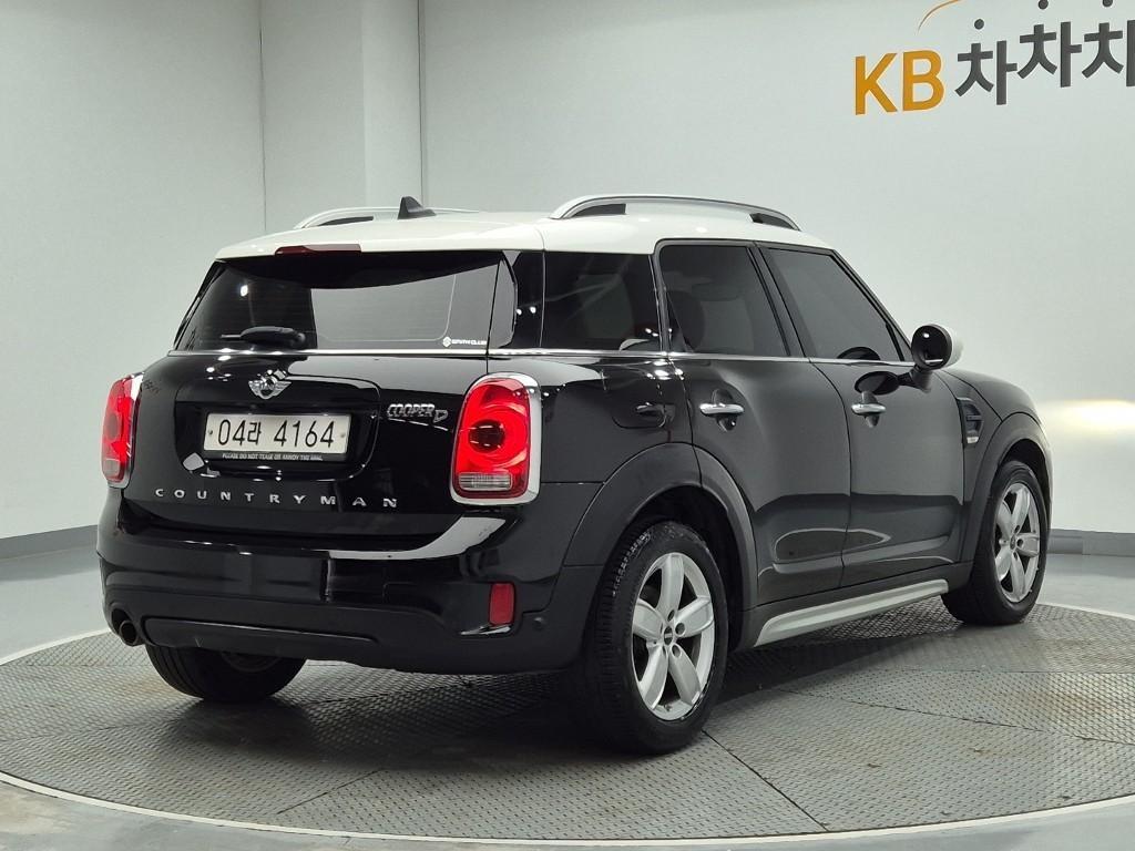 Mini Countryman - Vista 3