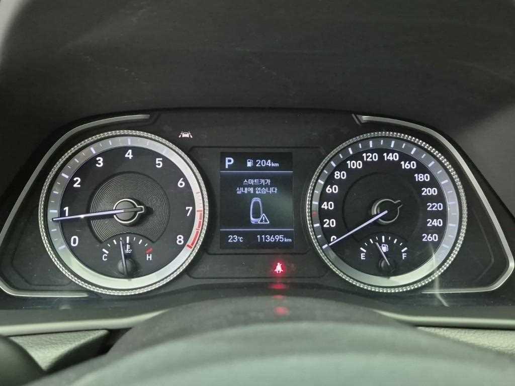 HYUNDAI Sonata - Vista 6