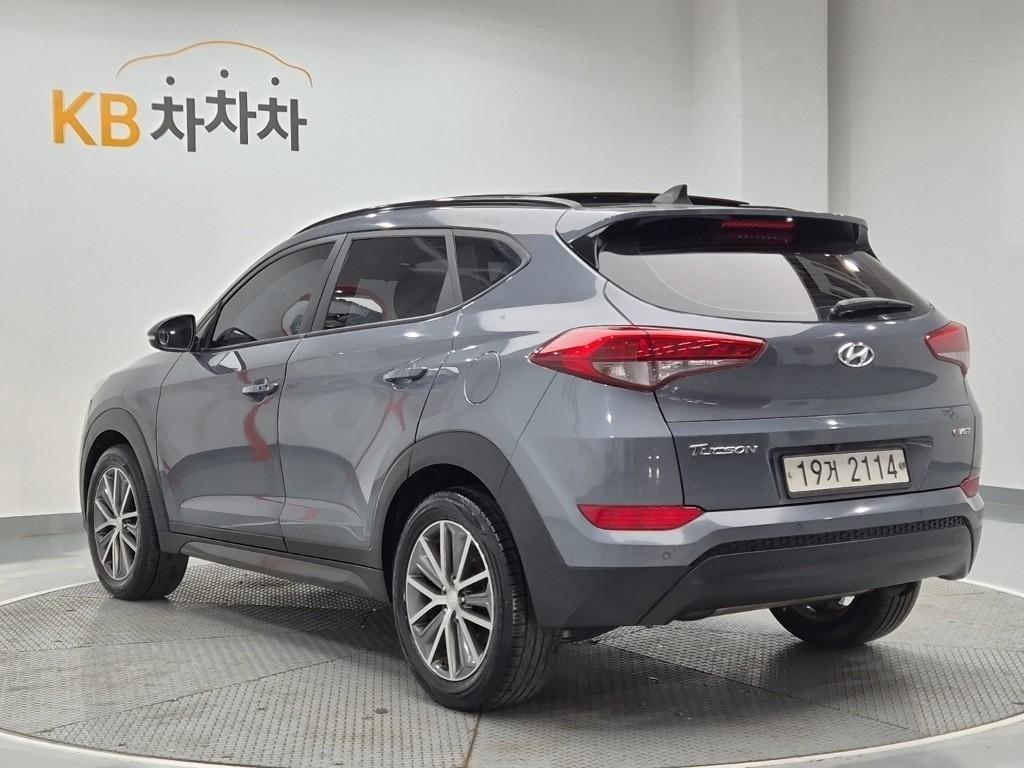 HYUNDAI Tucson - Vista 2
