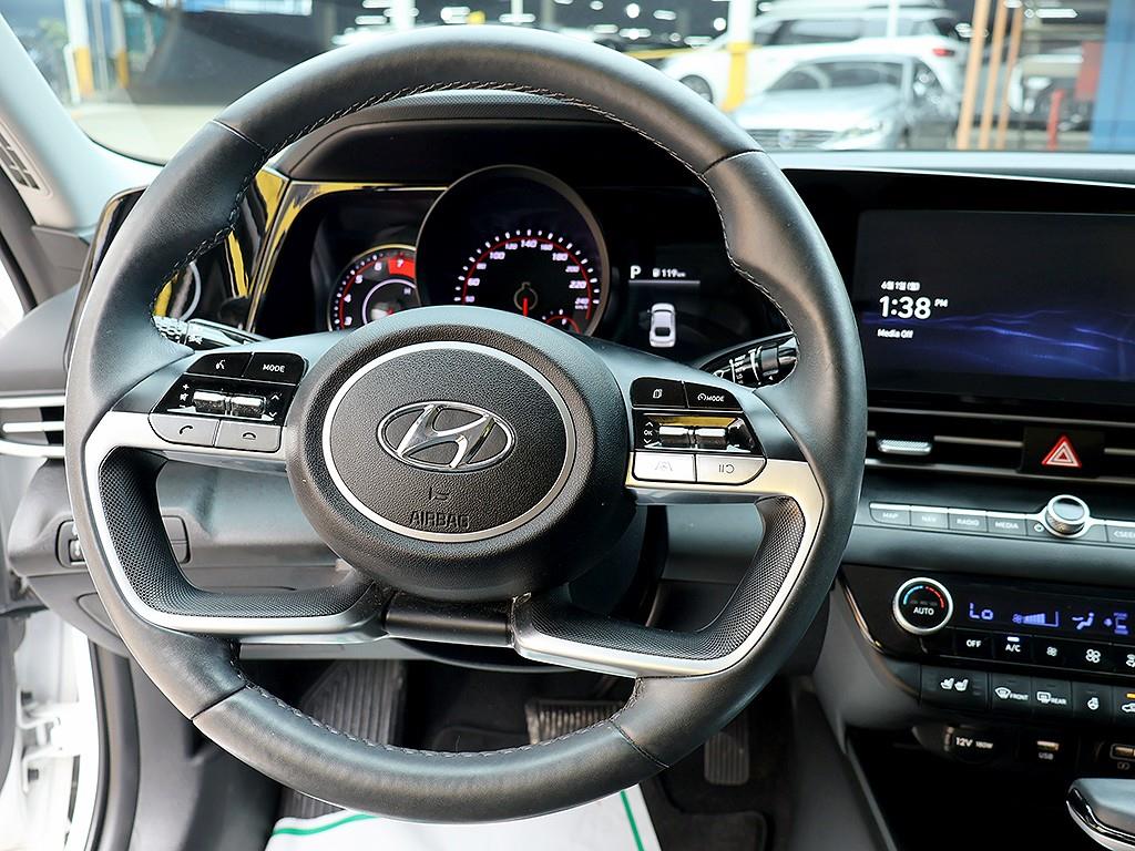 HYUNDAI Avante 2023 Blanco - Importación desde Corea - HF Imports Iquique - Foto 8