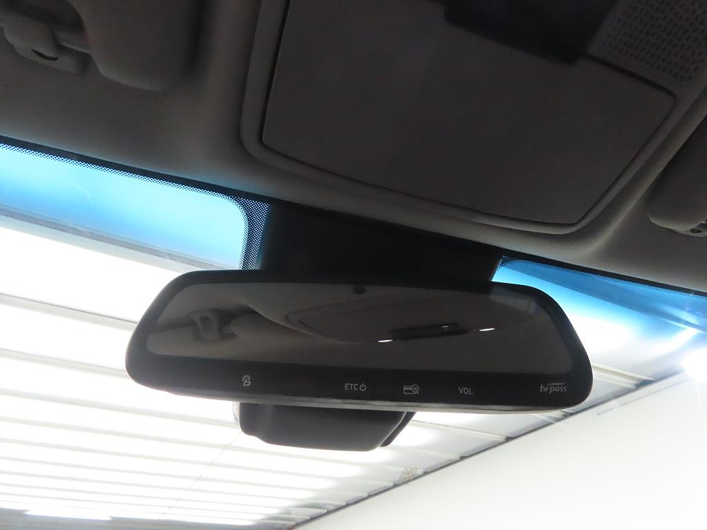 HYUNDAI Grandeur - Vista 12