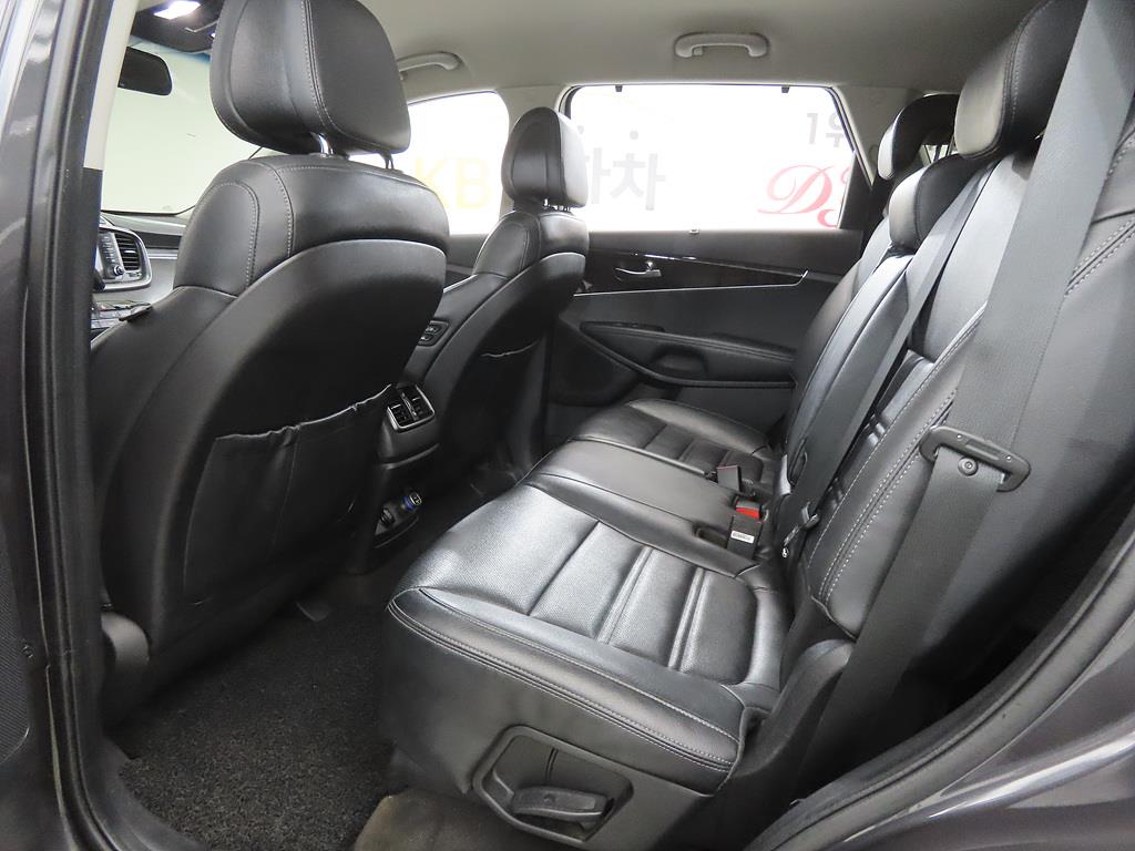 KIA Sorento - Vista 6