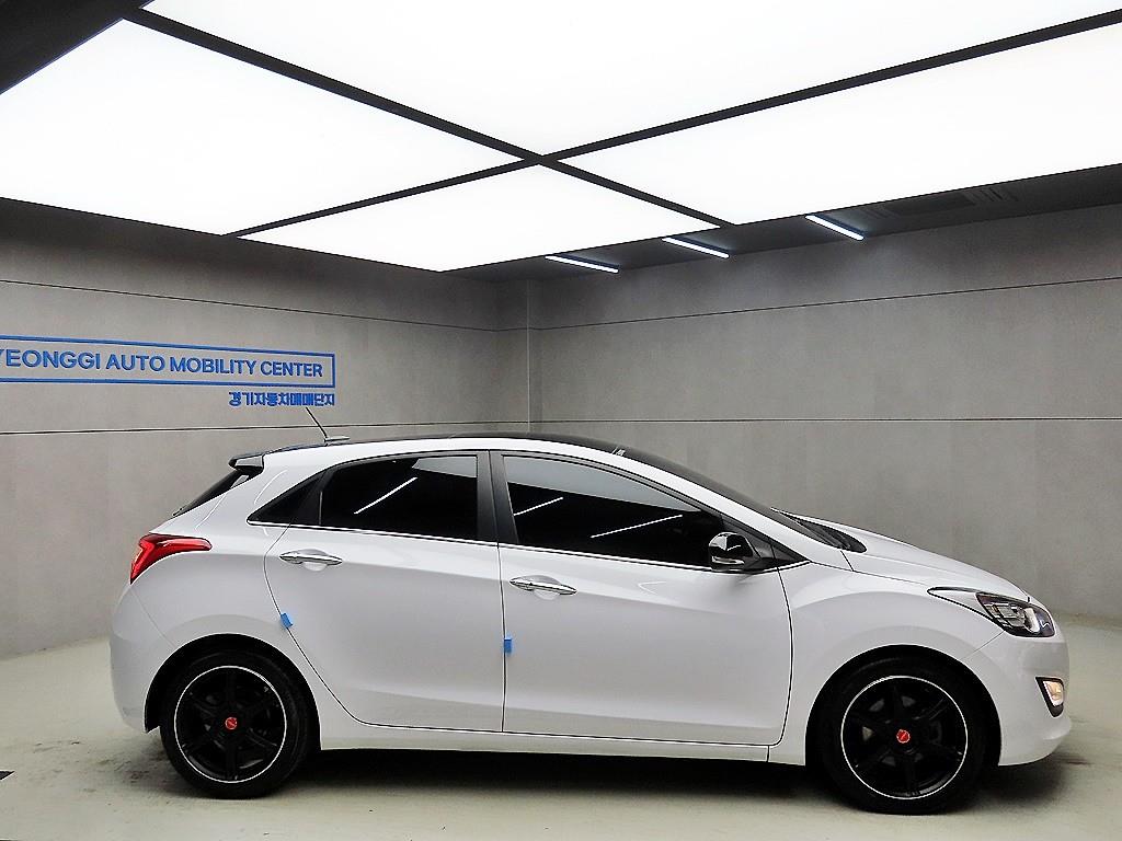 HYUNDAI i30 - Vista 2