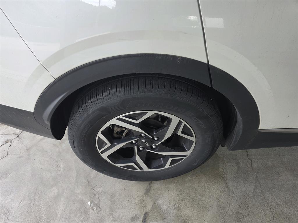 KIA Sportage - Vista 8