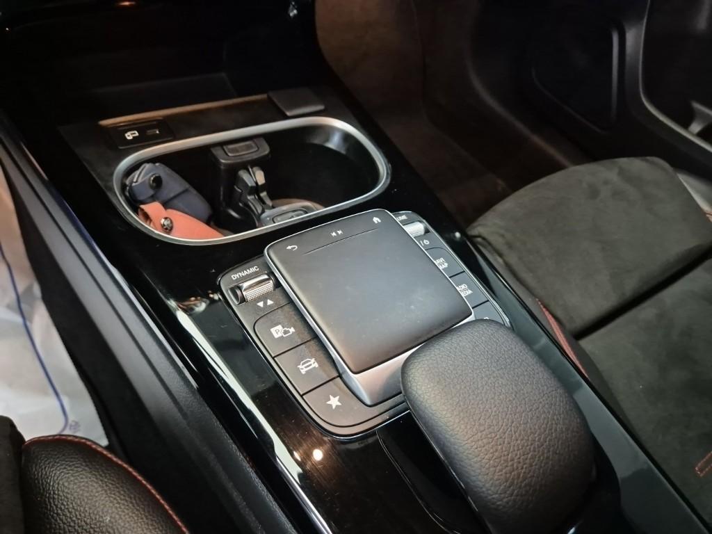 Mercedes Benz A Class 2022 Negro - Importación desde Corea - HF Imports Iquique - Foto 16