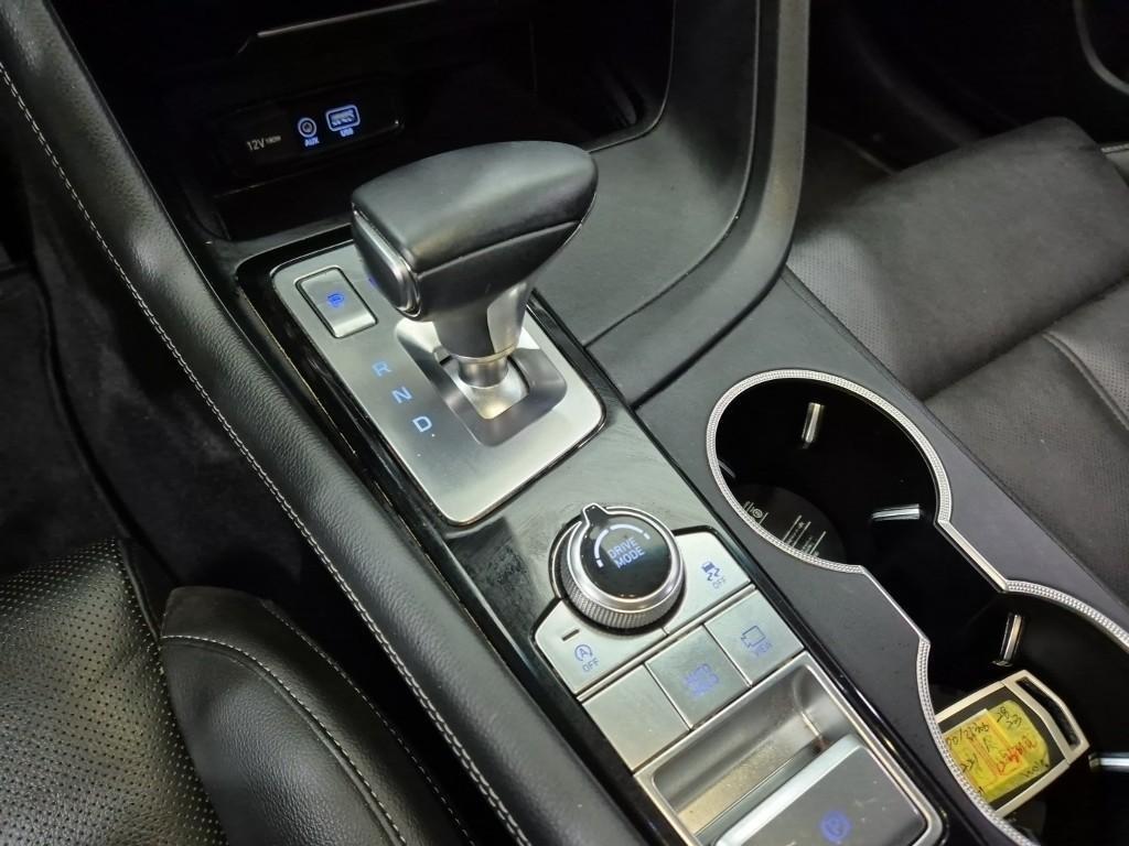 Genesis G70 - Vista 7