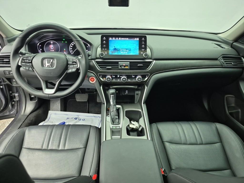 Honda Accord - Vista 5
