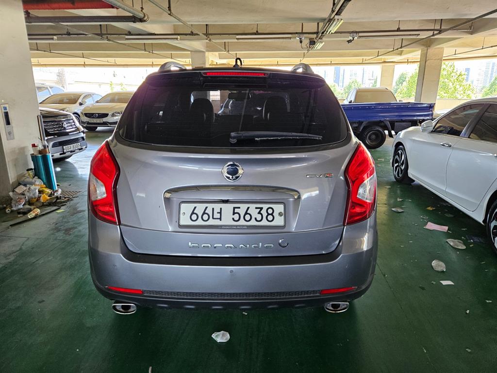 Ssangyong Korando - Vista 4