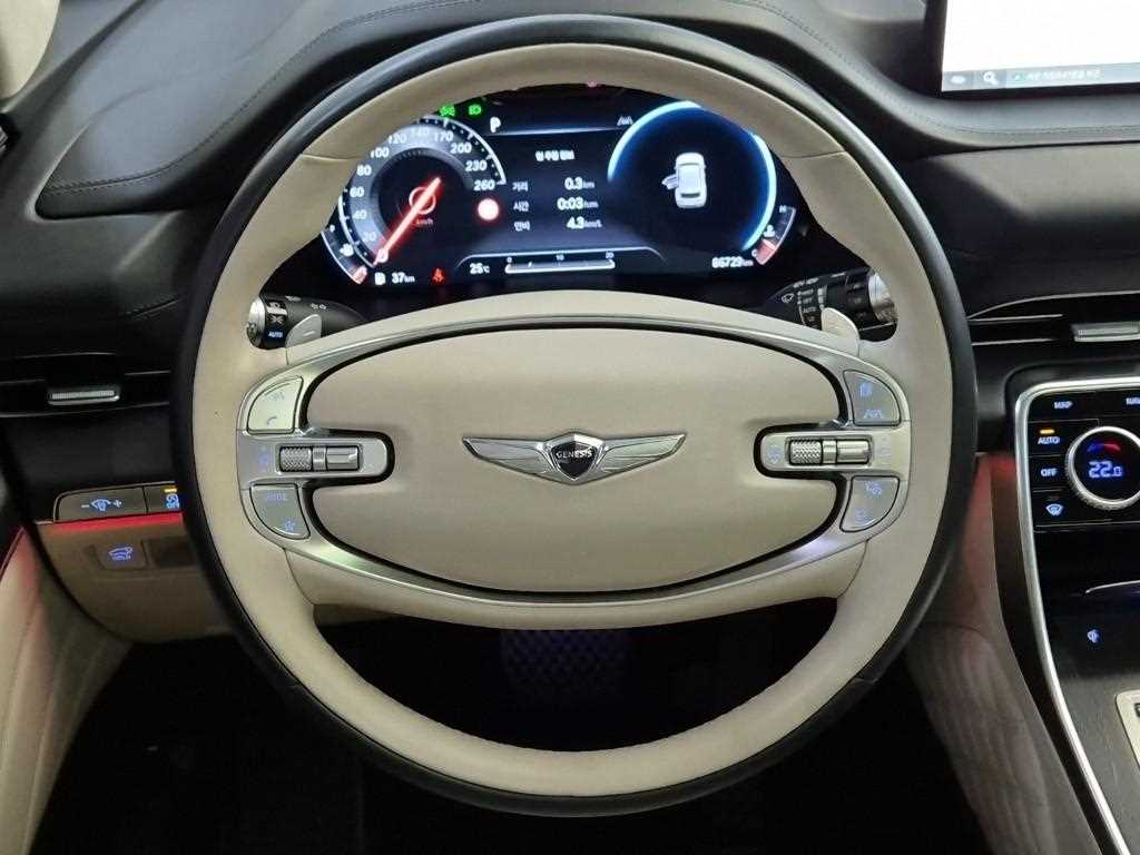 Genesis GV80 - Vista 9