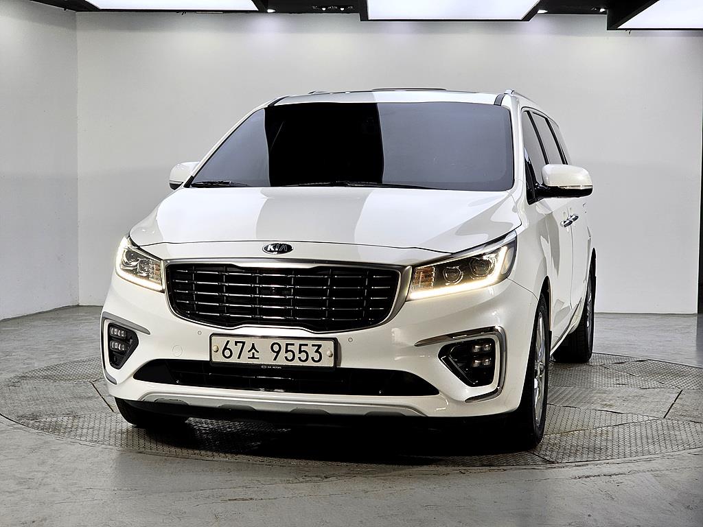 KIA Carnival - Vista 2