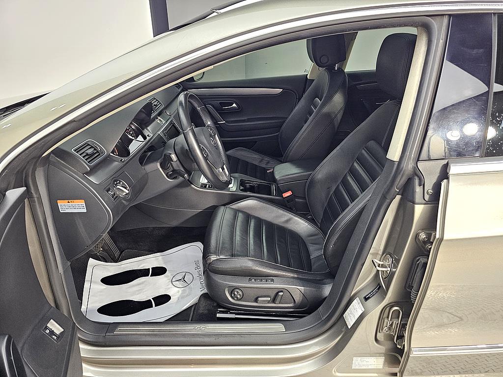 Volkswagen CC - Vista 8
