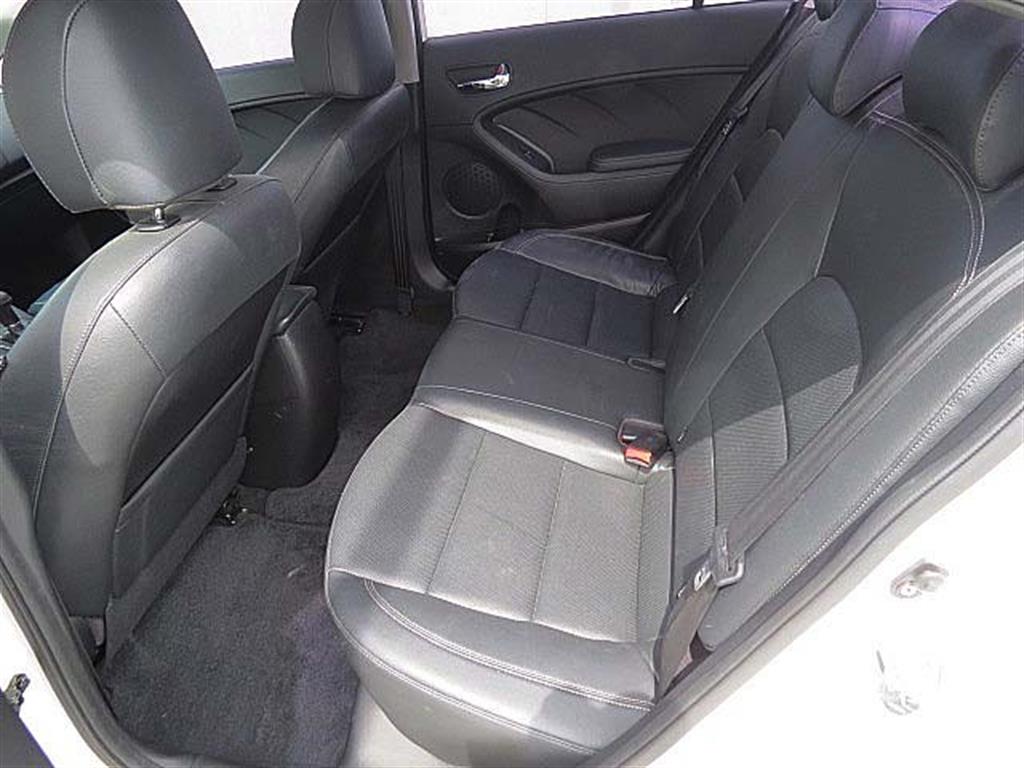 KIA K3 2013 Blanco - Importación desde Corea - HF Imports Iquique - Foto 7