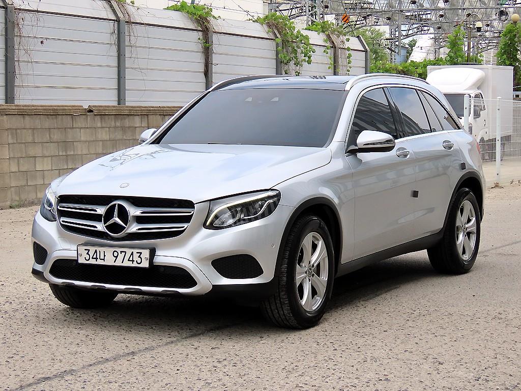 Mercedes Benz GLC Class - Vista 2