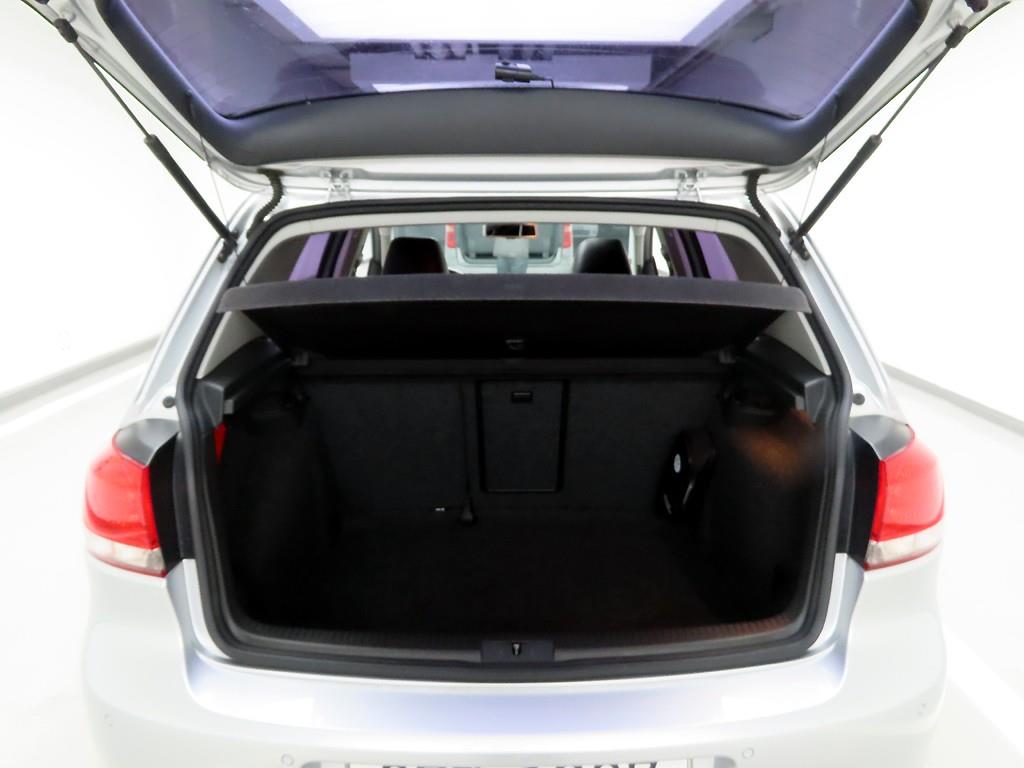 Volkswagen Golf - Vista 5